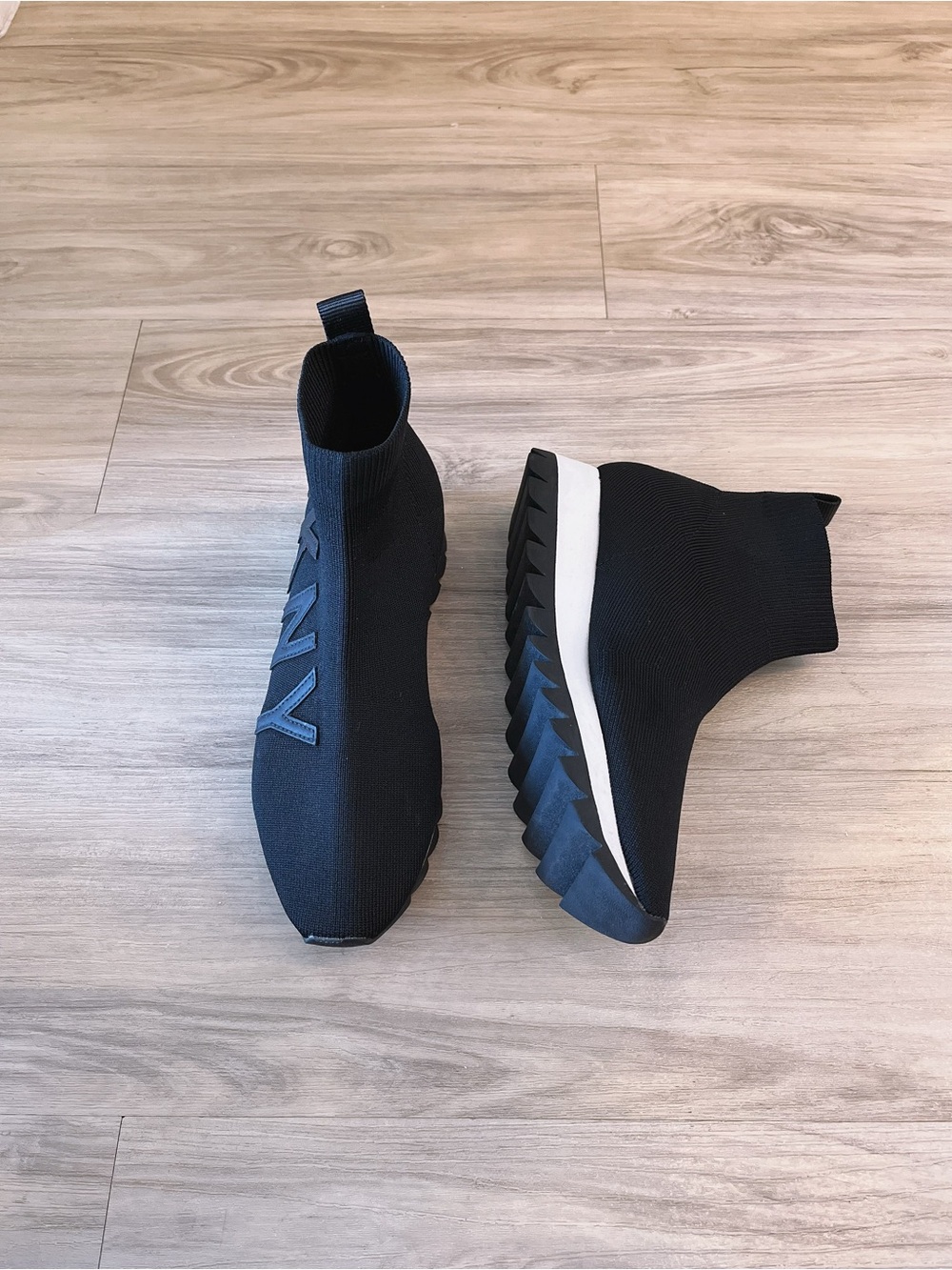 DKNY Sleek Black Knit Sock Sneakers Boots in Womenโs size 6.5